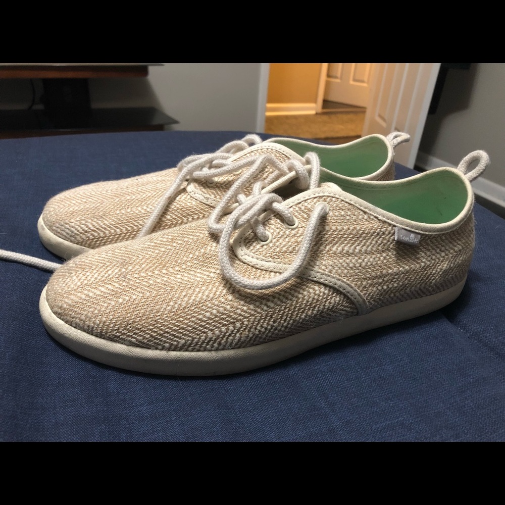 Sanuk men’s shoes